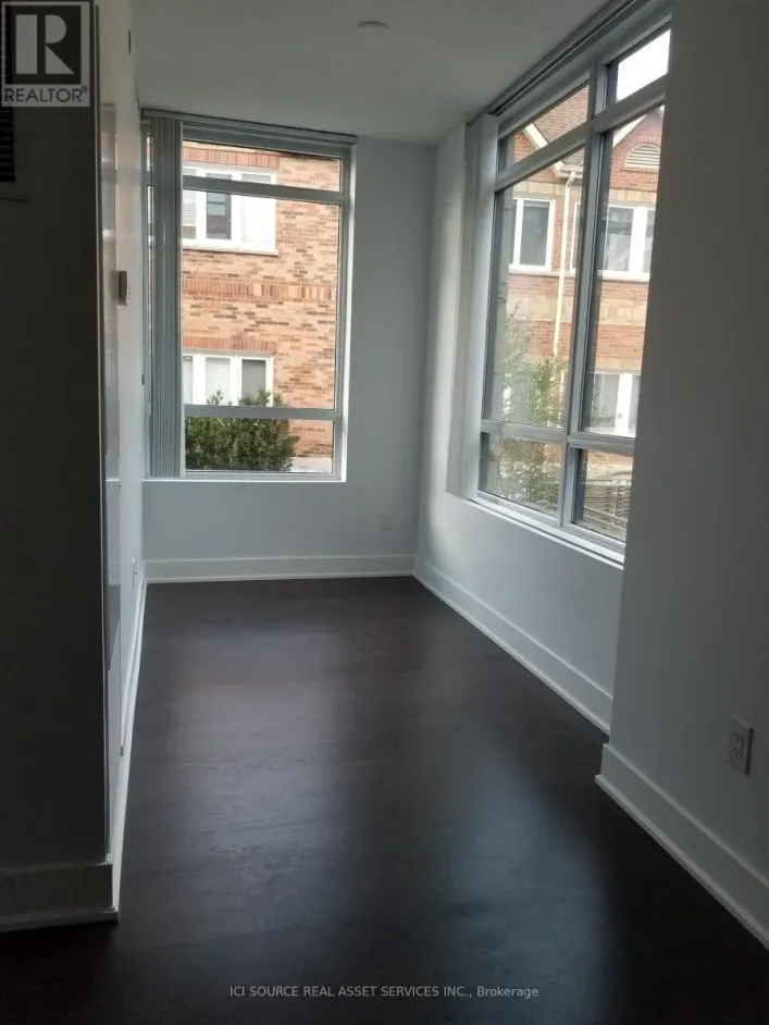 210 - 7608 YONGE STREET, Vaughan