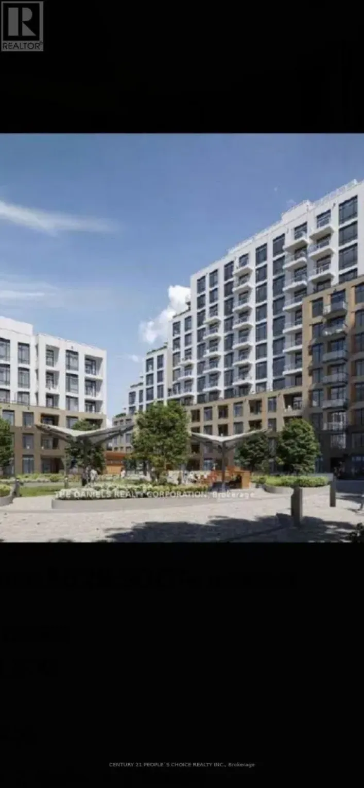 210 - 8 BEVERLY GLEN BLVD BOULEVARD, Vaughan