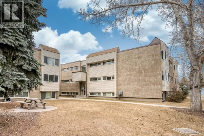 210, 8231 Elbow Drive SW, Calgary