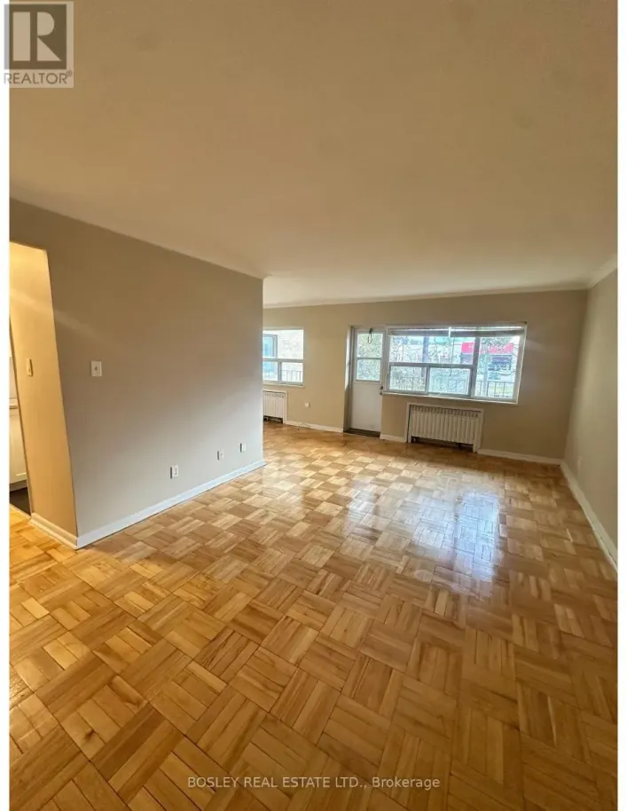 210 - 970 EGLINTON AVENUE E, Toronto