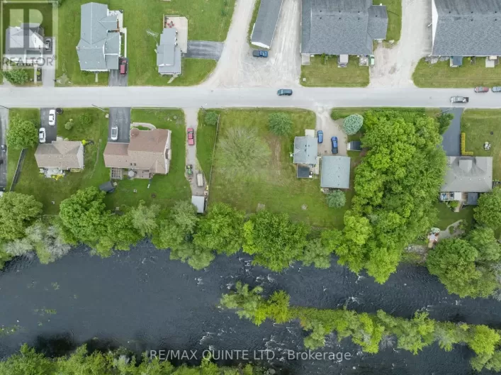 210 ALEXANDER STREET, Tweed)