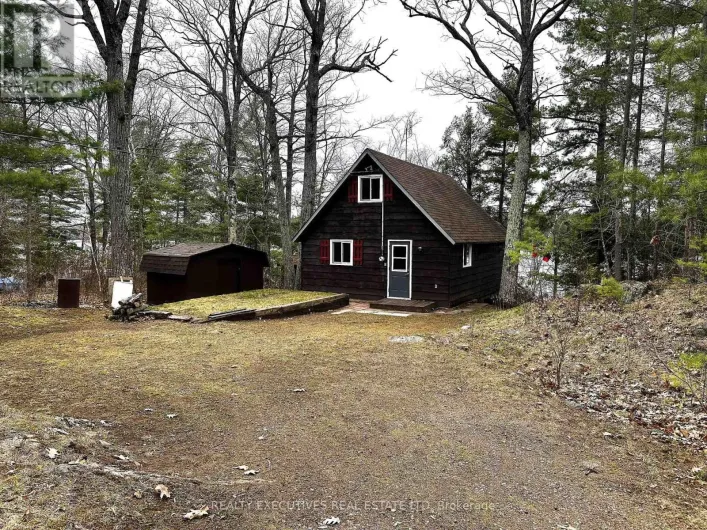 210 BIRCH BAY LANE, Tay Valley