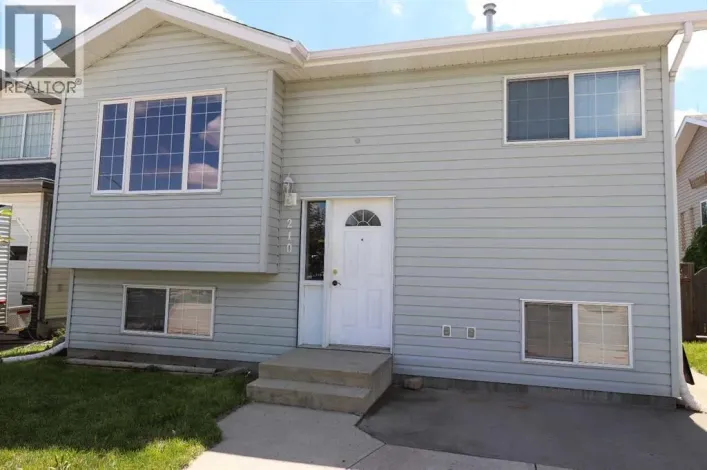 210 Chilcotin Road W, Lethbridge