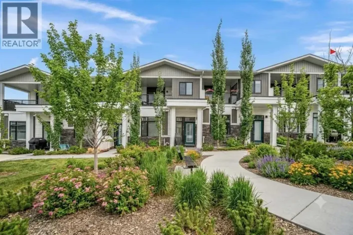 210 Crestbrook Common SW, Calgary