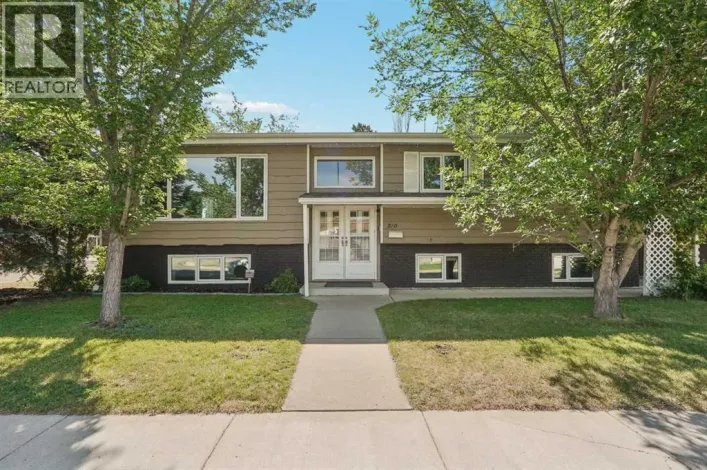 210 Dunkirk Street S, Lethbridge