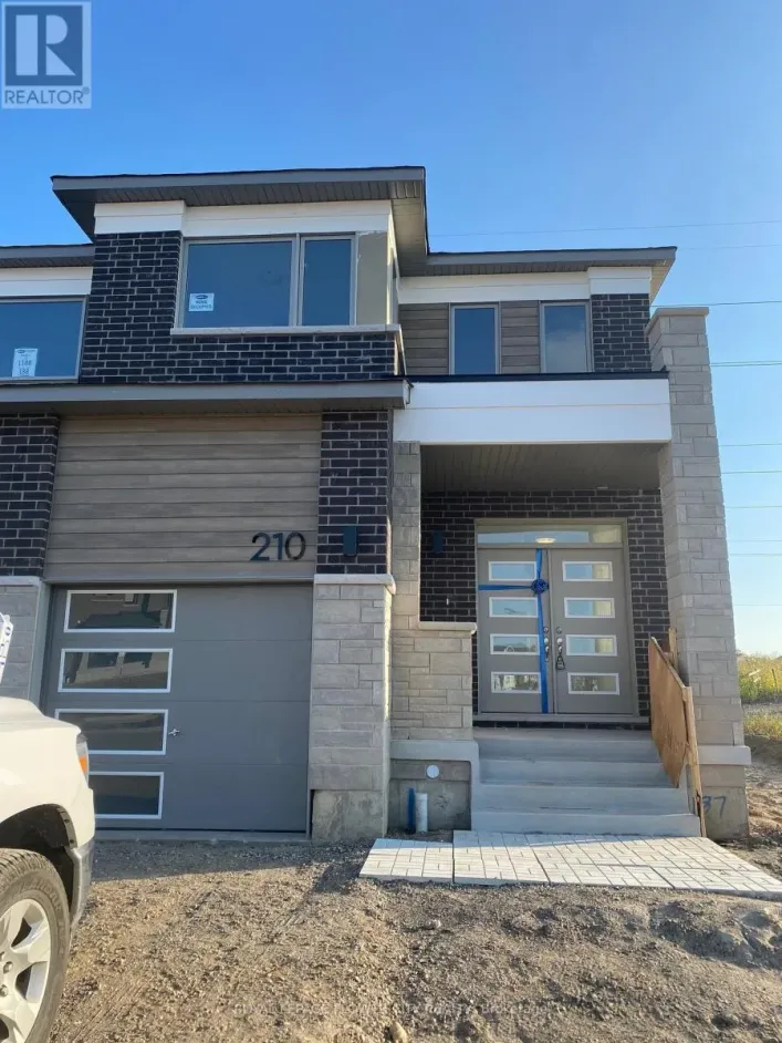 210 HISTAND TRAIL, Kitchener