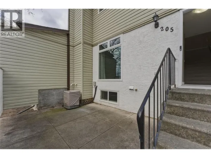 2100 43 Avenue Unit# 205, Vernon