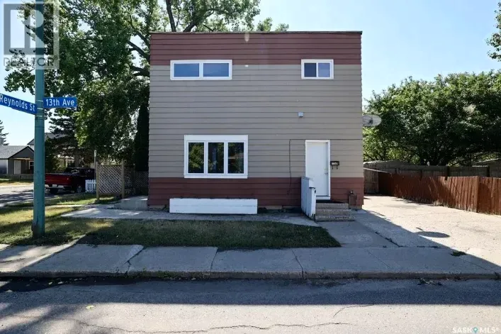 House for sale: 2100 Reynolds STREET, Regina