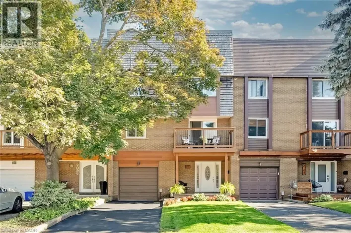 2100 WORTHINGTON Drive, Oakville