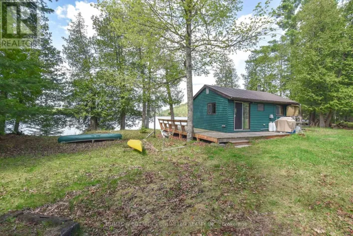 2102 CLYDE LAKE LANE, Lanark Highlands