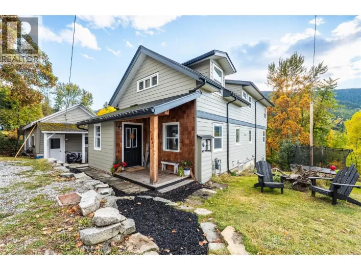 2102 Falls Street, Nelson