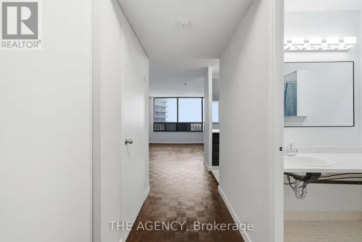 2102B - 2360 DUNDAS STREET W, Toronto