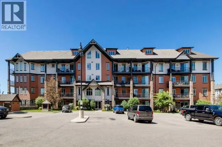 2104, 15 Sunset Square, Cochrane