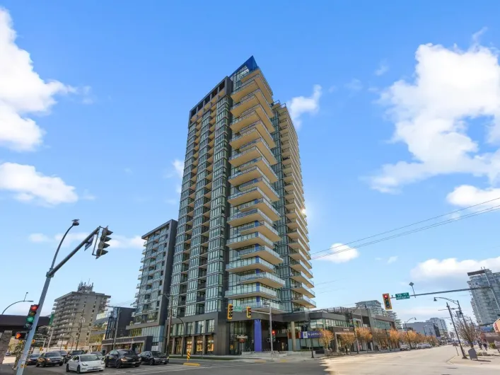 2104 1588 JOHNSTON ROAD, Surrey