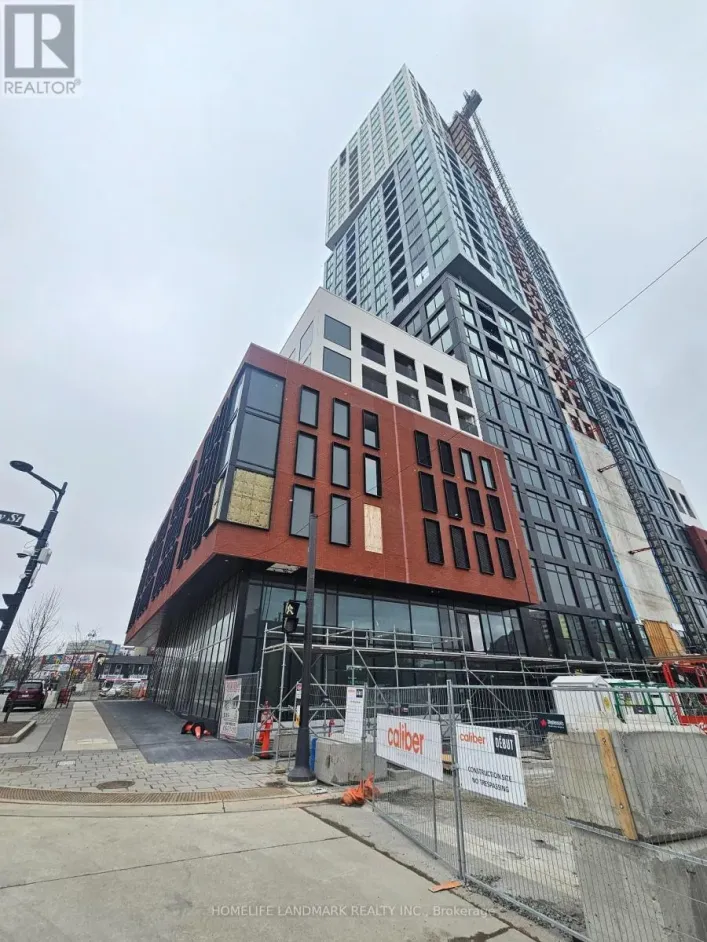 2104 - 39 MARY STREET, Barrie