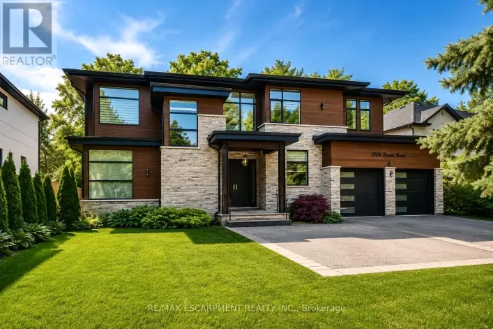 2104 DEVON ROAD, Oakville