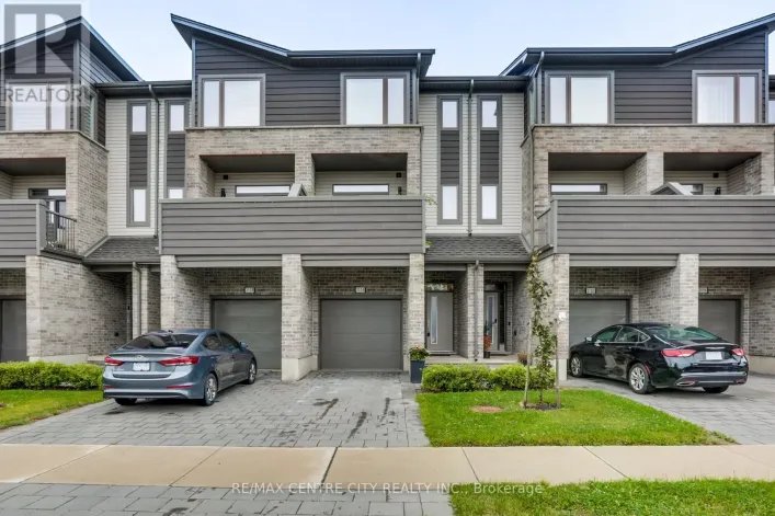 2104 MEADOWGATE BOULEVARD, London South