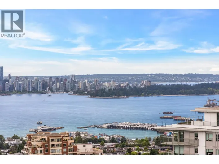 2105 125 E 14TH STREET, North Vancouver