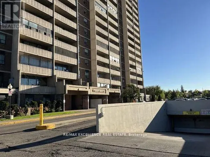 2105 - 3390 WESTON ROAD, Toronto