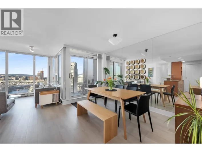 2105 455 BEACH CRESCENT, Vancouver