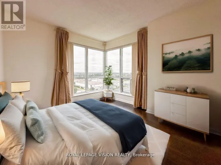 2106 - 11 LEE CENTRE DRIVE, Toronto