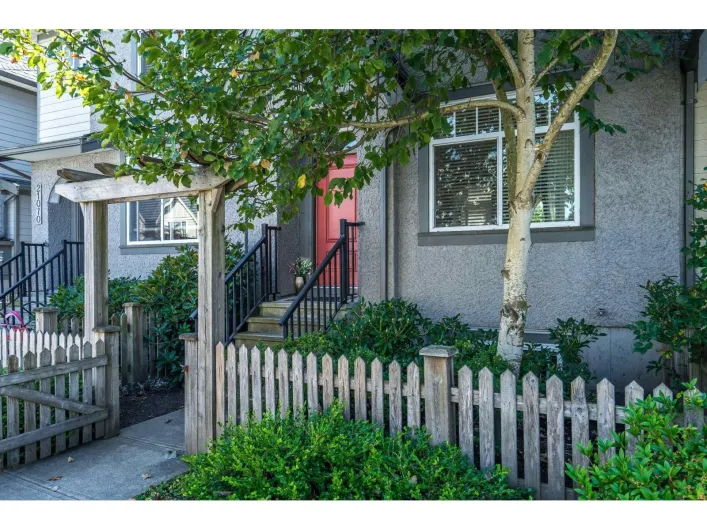 21066 80A AVENUE, Langley