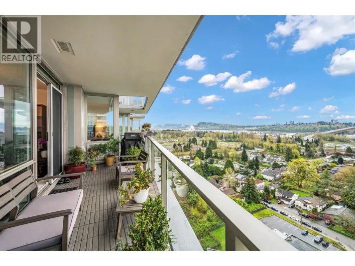 2107 1550 FERN STREET, North Vancouver