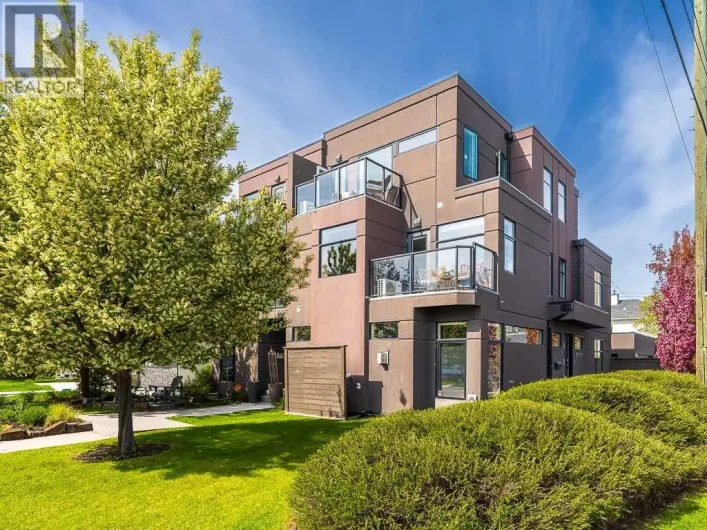 2107 23 Avenue SW, Calgary