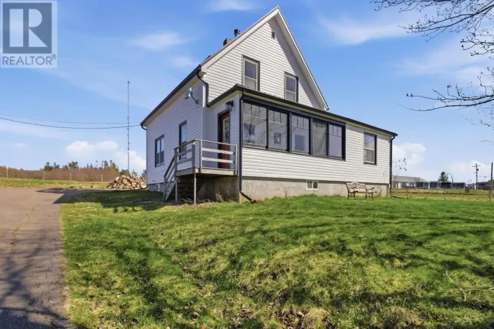 21077 Highway 2, Shubenacadie