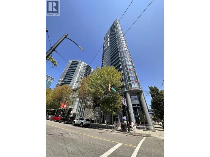 2108 233 ROBSON STREET, Vancouver