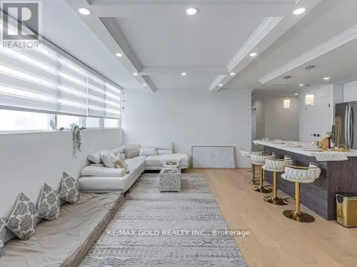 2108 - 3700 KANEFF CRESCENT, Mississauga