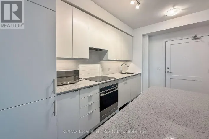 2109 - 30 ELM DRIVE W, Mississauga