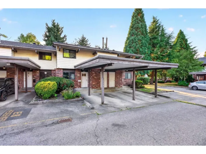 211 13931 74 AVENUE, Surrey