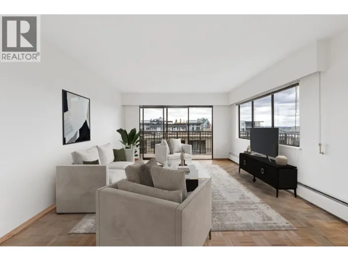 211 155 E 5TH STREET, North Vancouver