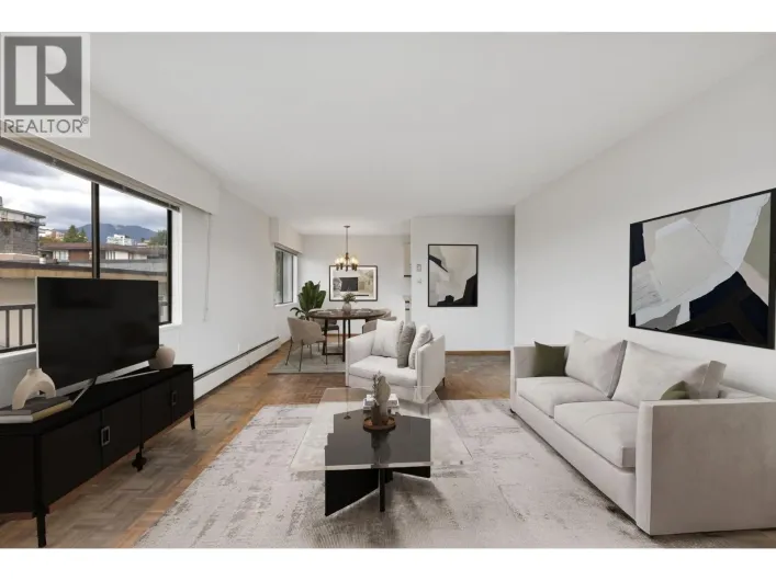 211 155 E 5TH STREET, North Vancouver