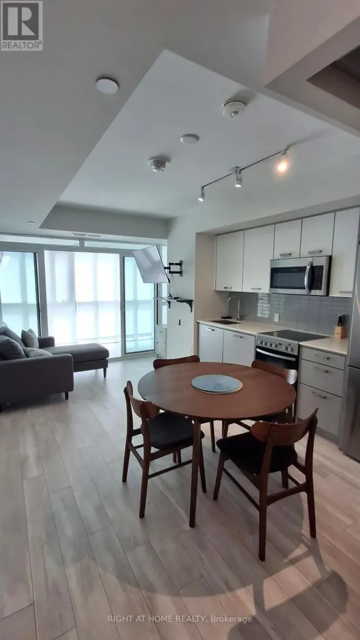211 - 1630 QUEEN STREET E, Toronto
