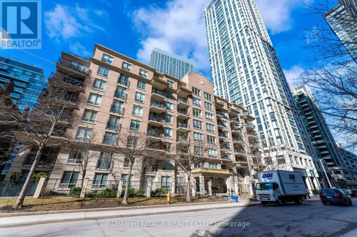 211 - 188 REDPATH AVENUE, Toronto