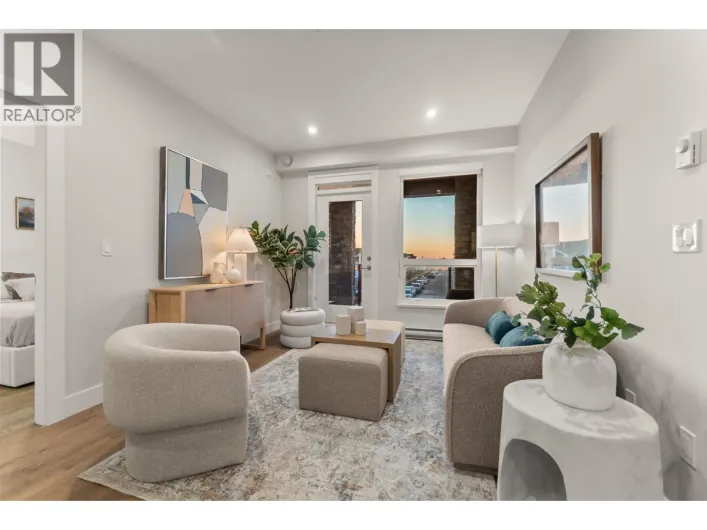 211 1942 STARLING DRIVE, Tsawwassen