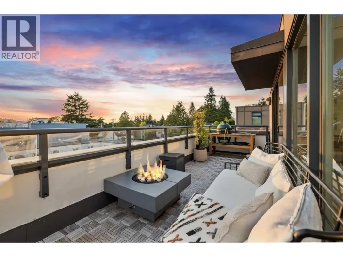 211 1961 COLLINGWOOD STREET, Vancouver