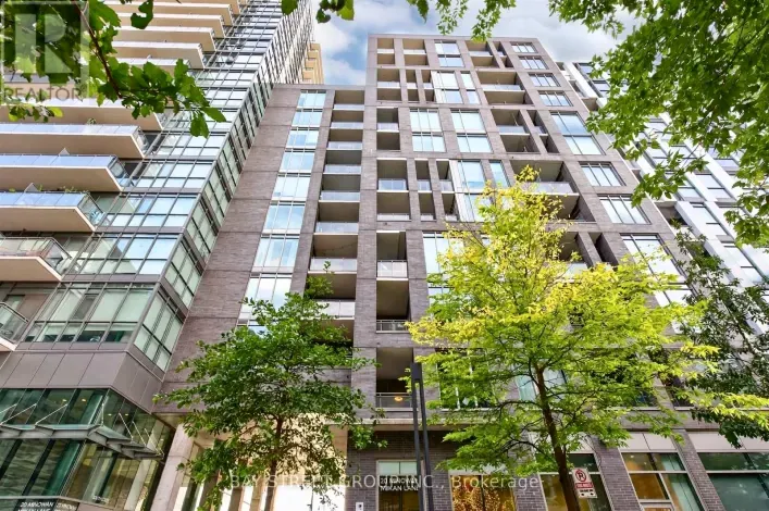 211 - 20 MINOWAN MIIKAN LANE W, Toronto