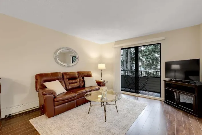 211 20460 54 AVENUE, Langley