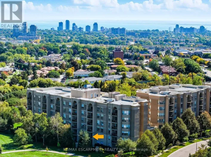 211 - 2075 AMHERST HEIGHTS DRIVE, Burlington