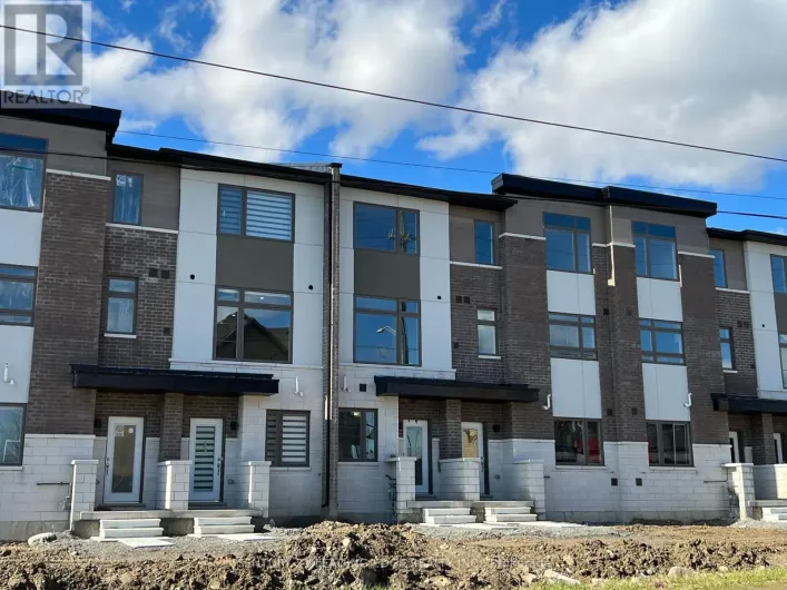 211 - 250 FINCH AVENUE, Pickering