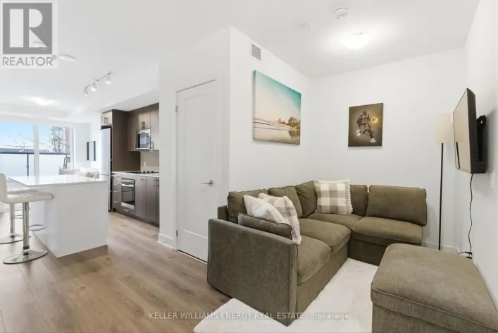 211 - 2545 SIMCOE STREET N, Oshawa