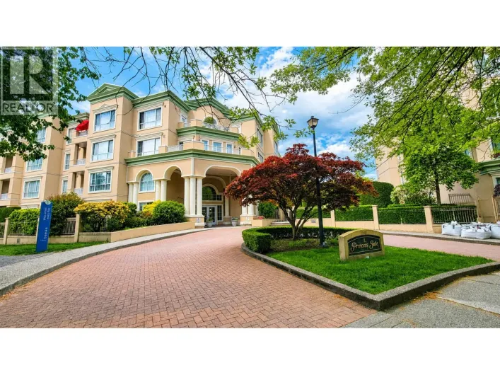211 2985 PRINCESS CRESCENT, Coquitlam