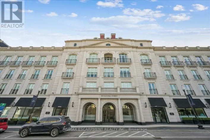 211 - 300 RANDALL STREET, Oakville