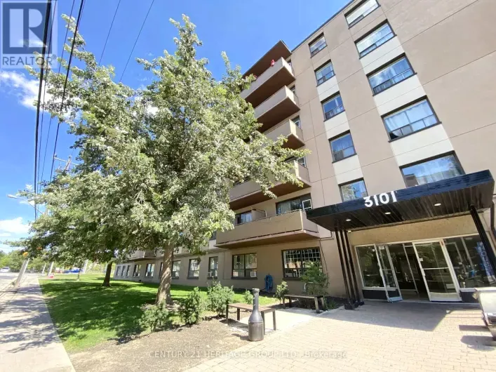 211 - 3101 EGLINTON AVENUE E, Toronto