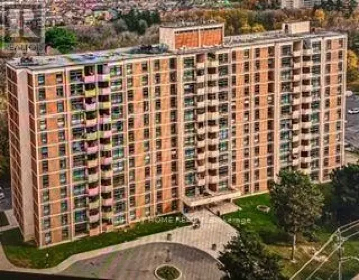 211 - 335 DRIFTWOOD AVENUE, Toronto