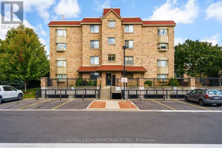 211 - 3499 UPPER MIDDLE ROAD, Burlington