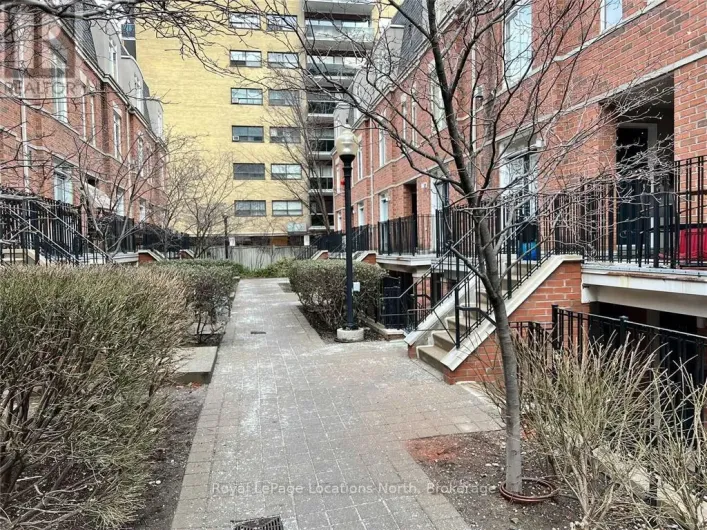 211 - 415 JARVIS STREET, Toronto